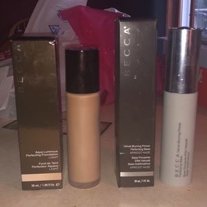 Becca Aqua Luminous Foundation & Becca Primer